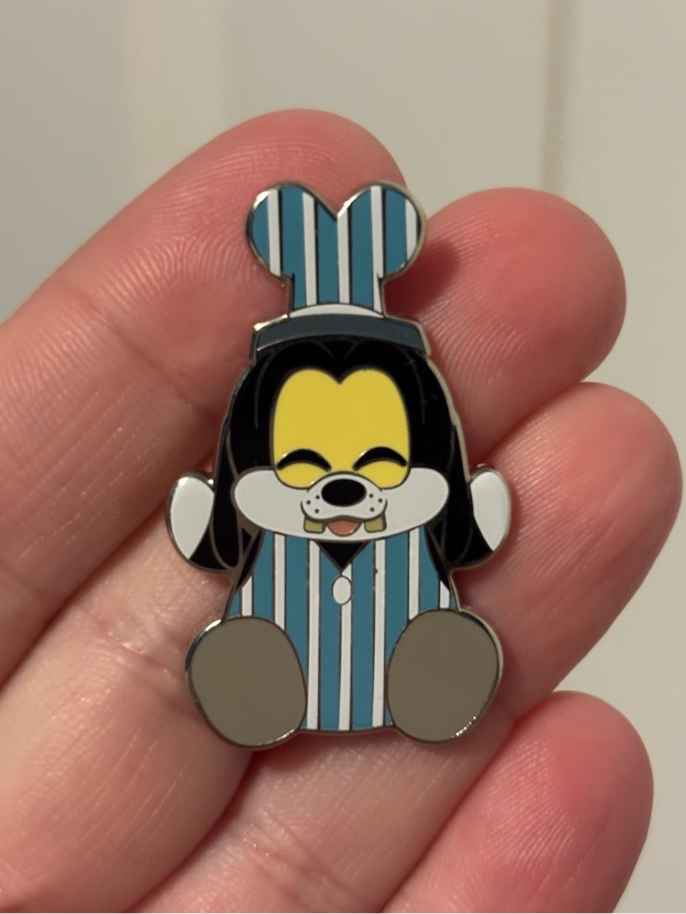 Disney - Goofy Wishables Mystery Pin (Series 2)